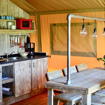 Vlugtenburg Tatil parkı