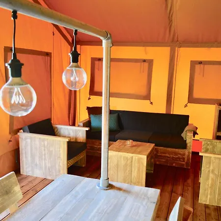 Tatil parkı Vlugtenburg *