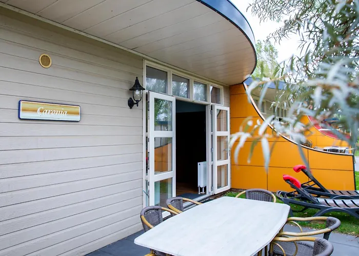 弗吉坦贝尔吉假日公园 *