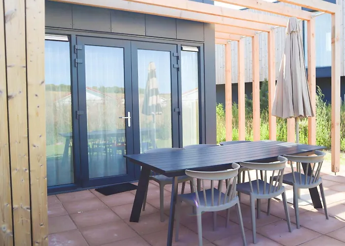 弗吉坦贝尔吉假日公园 *