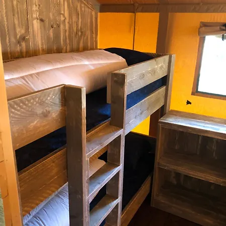 弗吉坦贝尔吉假日公园 假日公园 斯赫拉芬赞德