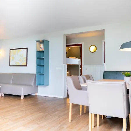 弗吉坦贝尔吉假日公园 *